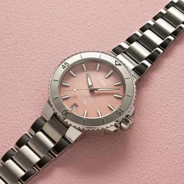 01 733 7770 4158-07 8 18 05P ORIS オリス アクイスデイト 36.5mm