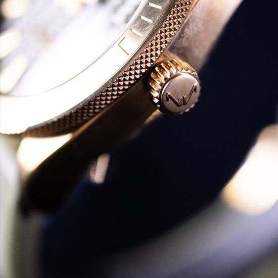 N1000.08Z01.E01 NORQAIN ノルケイン アドベンチャー スポーツ 42mm