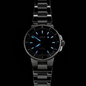 01 733 7792 4154-07 8 19 05P ORIS オリス アクイスデイト