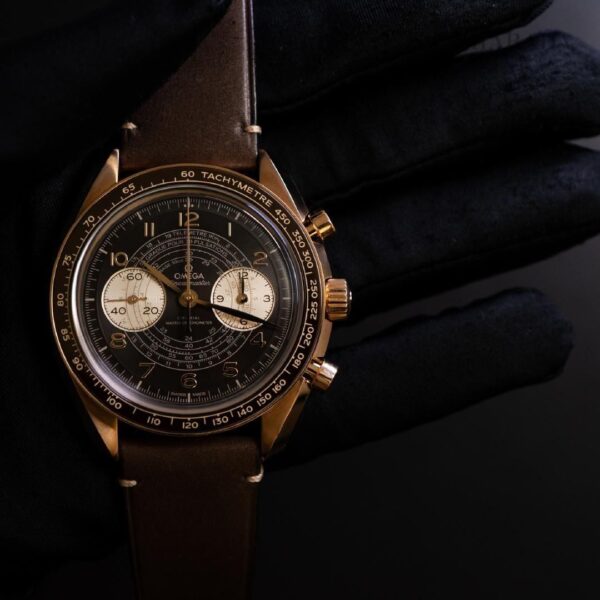 329.92.43.51.10.001 OMEGA オメガ スピードマスター クロノスコープ 43MM