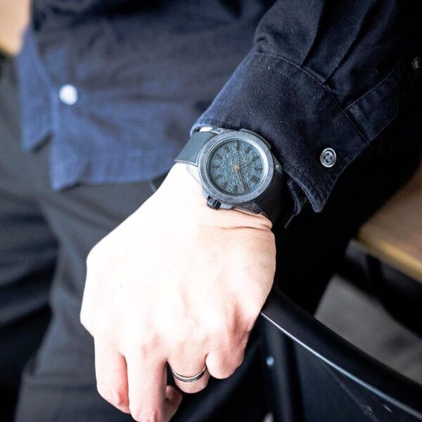 N3000.21Q34.B02 NORQAIN ノルケイン インディペンデンス ワイルドワン 42mm オールブラック