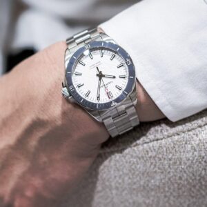 N1001.21S07.W01.S01 NORQAIN ノルケイン アドベンチャー ネベレスト グレーシャー 40mm