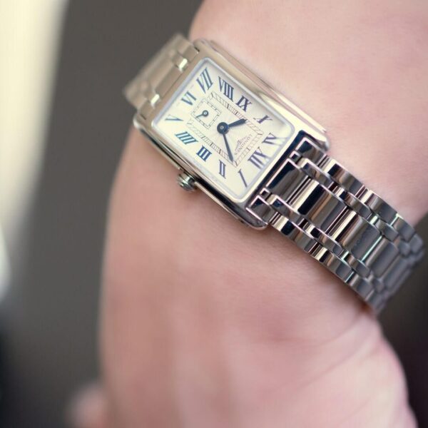 L5.255.4.71.6 LONGINES ロンジン ドルチェヴィータ 20.8×32mm