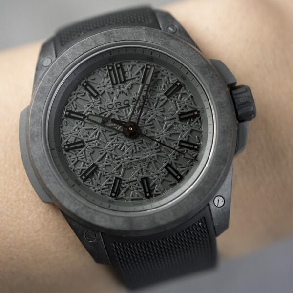 N3000.21Q34.B02 NORQAIN ノルケイン インディペンデンス ワイルドワン 42mm オールブラック