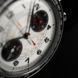329.32.43.51.02.001 OMEGA オメガ スピードマスター クロノスコープ 43MM