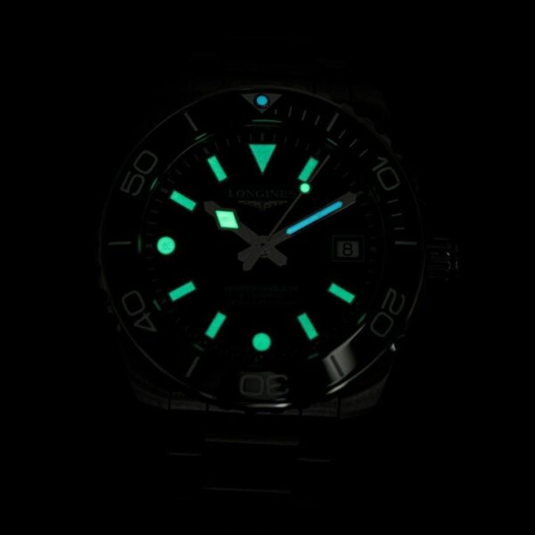 L3.779.4.56.6 LONGINES ロンジン ハイドロコンクエスト 39mm