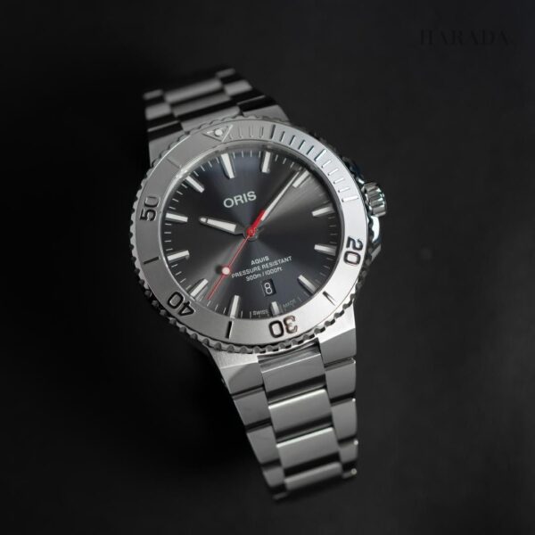 01 733 7789 4153-07 8 23 04PEB ORIS オリス アクイスデイト レリーフ 43.5mm