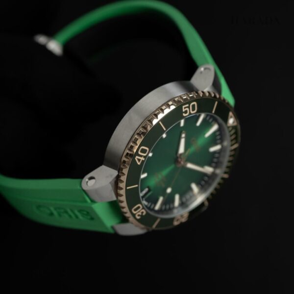 01 400 7769 6357-07 4 22 77FC ORIS オリス アクイスデイト キャリバー400 41.5mm