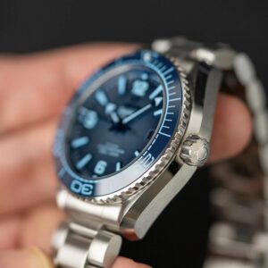 215.30.40.20.03.002 OMEGA オメガ シーマスター プラネットオーシャン600M Summer Blue