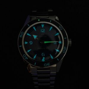 234.30.41.21.03.001 OMEGA オメガ シーマスター300