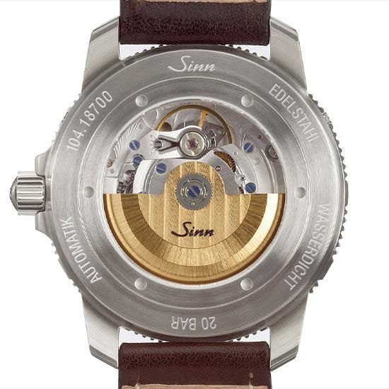 104.ST.SA.IA SINN ジン インストゥルメントウォッチ アルカンターラストラップ仕様