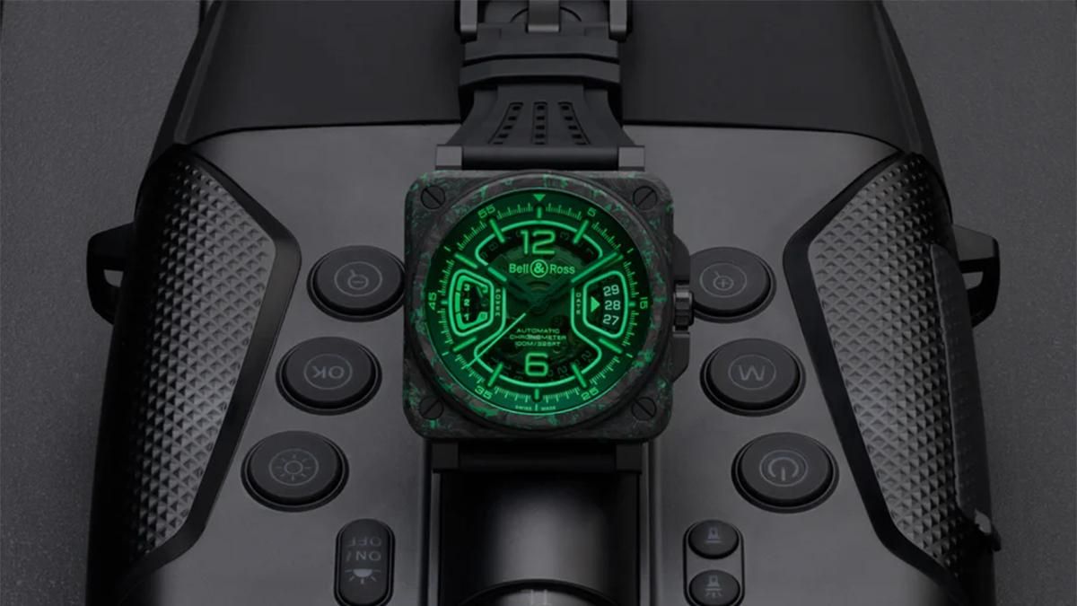 BRX3R-GN-CA/SRBのケース全貌画像