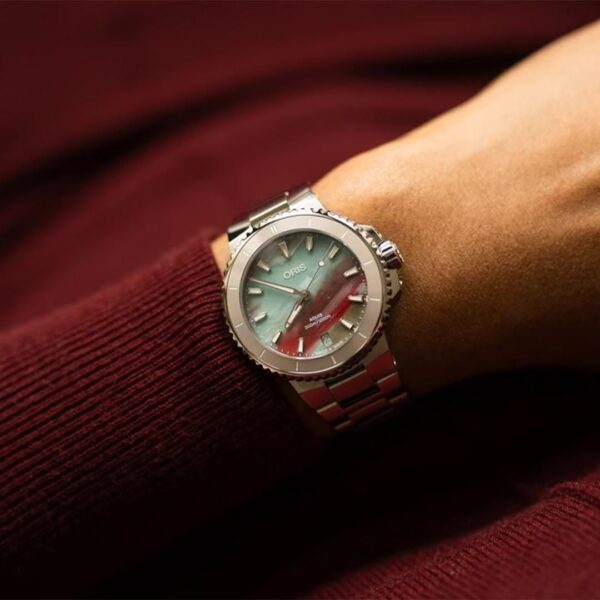 01 733 7792 4150-07 8 19 05P ORIS オリス アクイスデイト アップサイクル 36.5mm