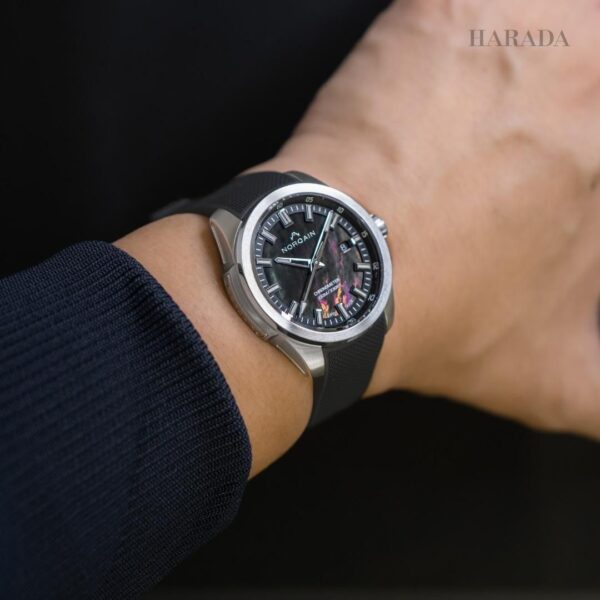 N3008.08S01.B01 NORQAIN ノルケイン インディペンデンス JP ブラック マザーオブパール 40mm