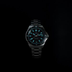 N1300.08S01.G01 NORQAIN ノルケイン アドベンチャー 40mm ブレスレット仕様