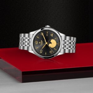 M91560-0003 TUDOR チューダー 1926 ルナ