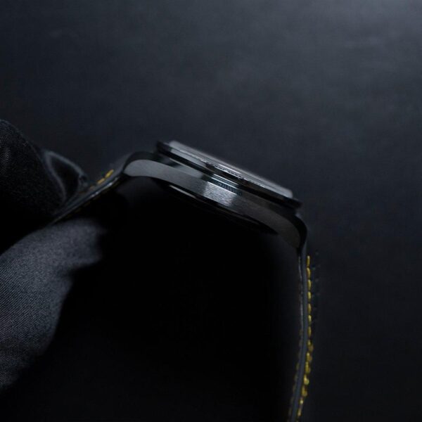 310.92.44.50.01.001 OMEGA オメガ スピードマスター ダーク サイド オブ ザ ムーン 44.25MM アポロ8号