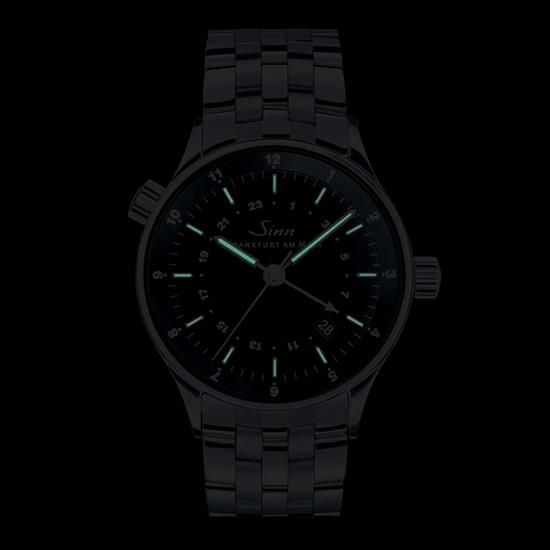 SINN ジン フランクフルト・ファイナンシャル・ウォッチ 6060