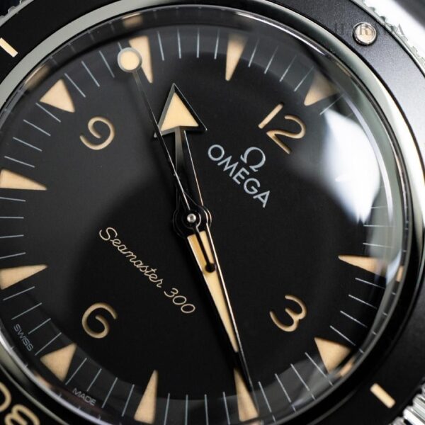 234.30.41.21.01.001 OMEGA オメガ シーマスター300