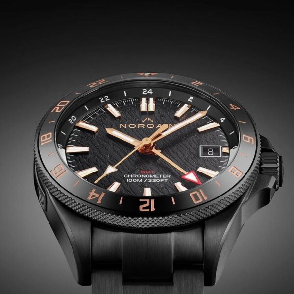 N1100.22B02.B01 NORQAIN ノルケイン アドベンチャー ネベレスト GMT グレーシャー 41mm