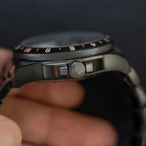 N1100.22B02.B01 NORQAIN ノルケイン アドベンチャー ネベレスト GMT グレーシャー 41mm