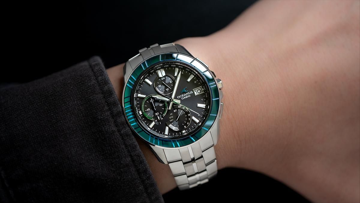 CASIO OCW-S7000SG-1AJR：商品ページの着用イメージ