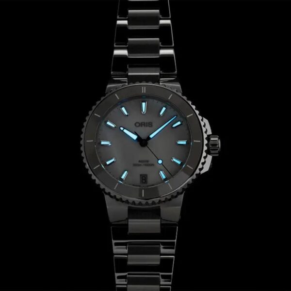 01 733 7792 4151-07 8 19 05P ORIS オリス アクイスデイト
