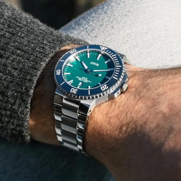【世界限定1,249本】 01 733 7789 4197-Set ORIS オリス アクイス 43.5mm 長江スナメリ リミテッドエディション