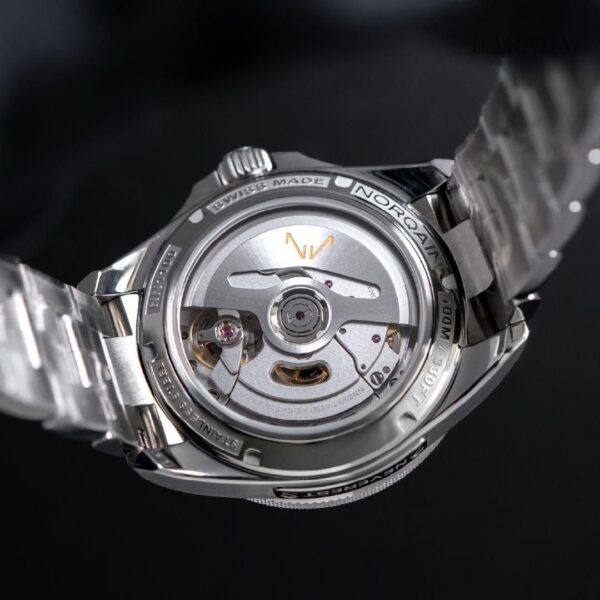 N1100.22S02.G01 NORQAIN ノルケイン アドベンチャー ネベレスト GMT グレーシャー 41mm