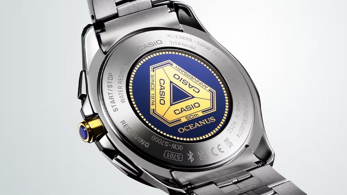 OCW-S7000SS-2AJRの裏ぶたを拡大した画像
