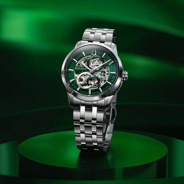 96A329 BULOVA ブローバ クラシック サットン 40mm