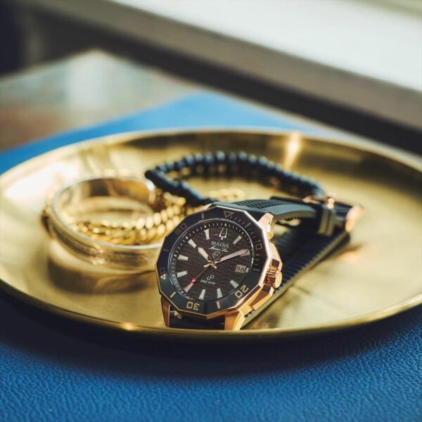 98B421 BULOVA ブローバ マリンスター シリーズC 43mm