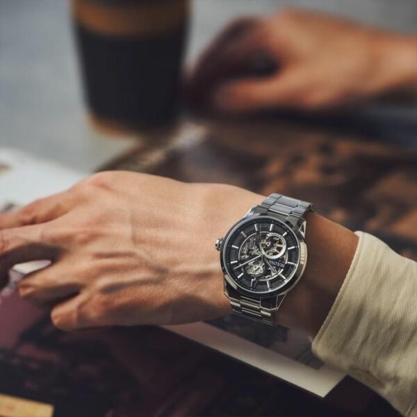 96A208 BULOVA ブローバ クラシック サットン 43mm