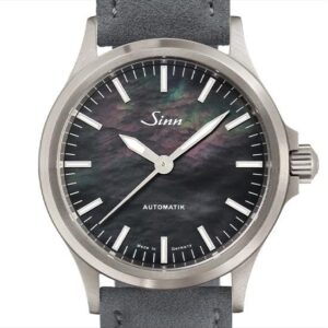 556.I.Perlmutt.S SINN ジン インストゥルメントウォッチ 型押しカウレザー仕様