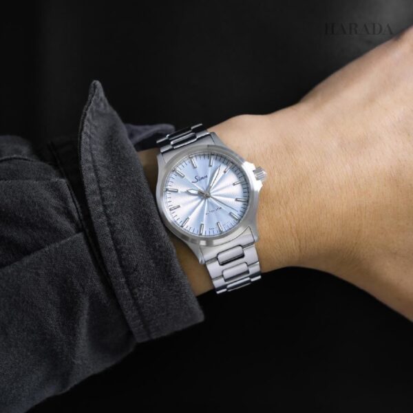 【世界限定300本】556 Ice Blue Sinn ジン パイロットウォッチ ファインアジャスト付きブレスレット仕様