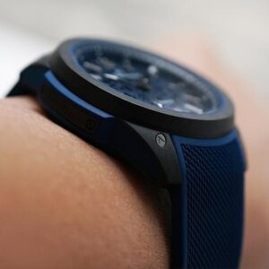 N3000.21Q06.A01 NORQAIN ノルケイン インディペンデンス ワイルドワン 42mm ブルー