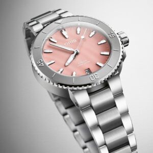 01 733 7770 4158-07 8 18 05P ORIS オリス アクイスデイト 36.5mm