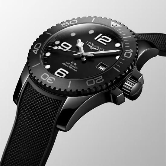 L3.784.4.56.9 LONGINES ロンジン ハイドロコンクエスト 43mm