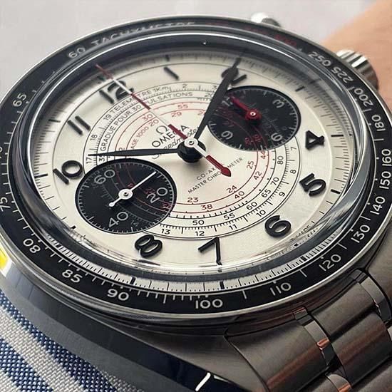 329.30.43.51.02.002 OMEGA オメガ スピードマスター クロノスコープ 43MM