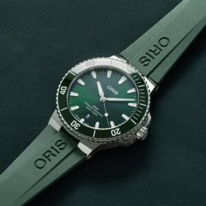 01 733 7789 4157-07 4 23 37FC ORIS オリス アクイスデイト