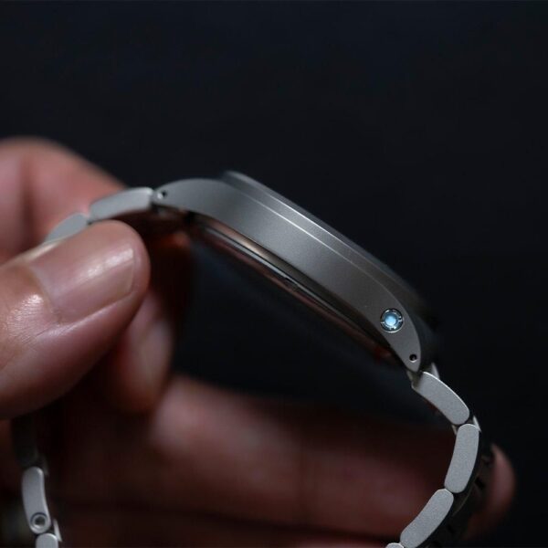 856.B Sinn ジン インストゥルメントウォッチ ブレスレット仕様