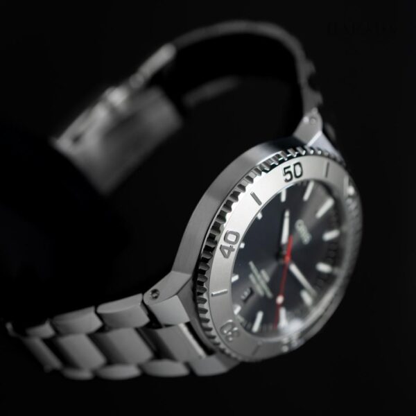 01 733 7789 4153-07 8 23 04PEB ORIS オリス アクイスデイト レリーフ 43.5mm