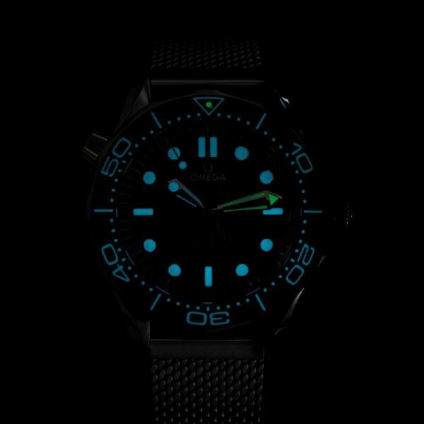 210.30.42.20.01.018 OMEGA オメガ シーマスター ダイバー 300M 42MM