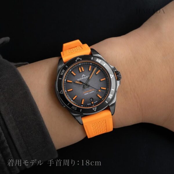 N1300.08B01.B01 NORQAIN ノルケイン アドベンチャー ネベレスト 40mm リミテッドエディション オレンジラバーストラップ仕様