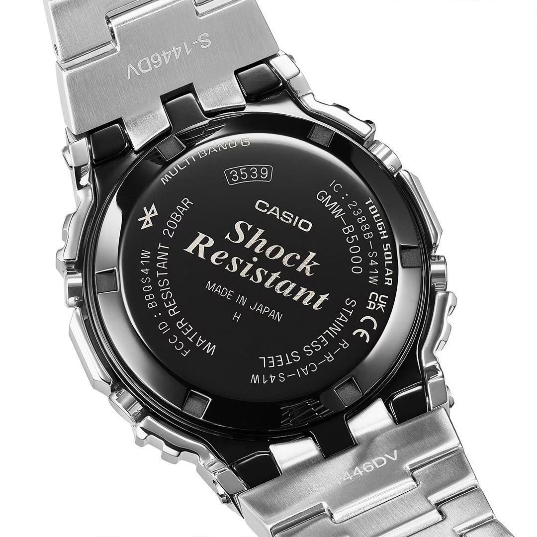 CASIO G-SHOCK GMW-B5000BT-1JF スクリューバックとMADE IN JAPANの刻印