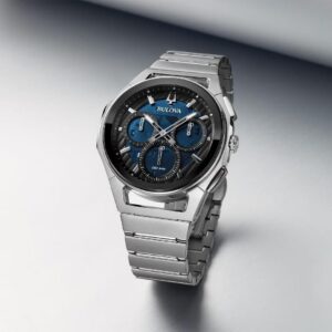 96A205 BULOVA ブローバ カーブ 44mm