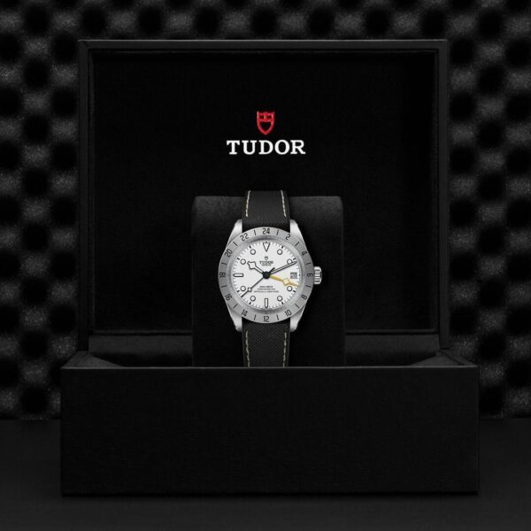 M79470-0006 TUDOR チューダー ブラックベイ プロ