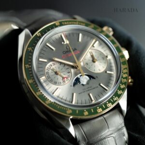 304.23.44.52.06.001 OMEGA オメガ スピードマスター ムーンフェイズ 44.25MM