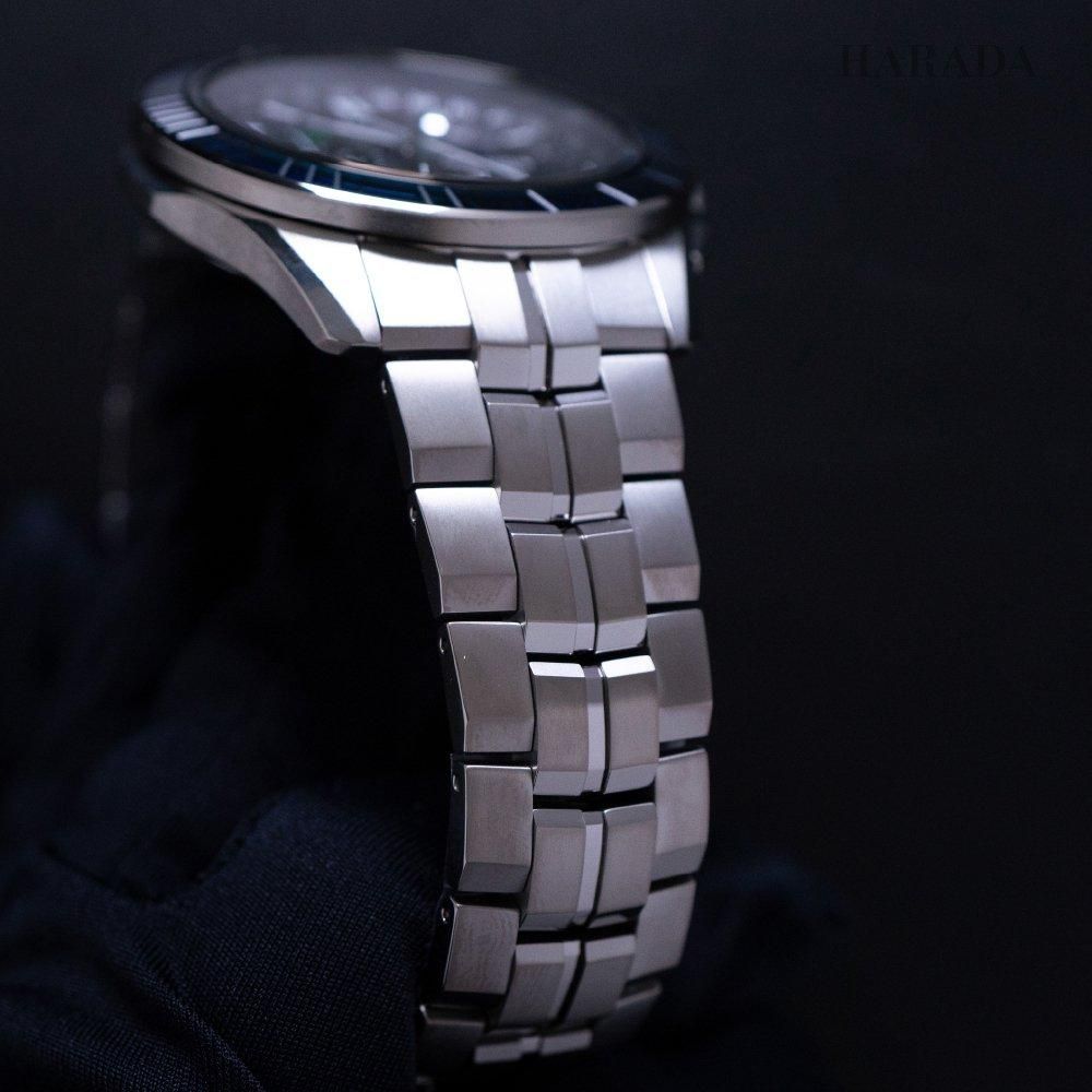 CASIO OCW-S7000SG-1AJR：ケース側面とバンド