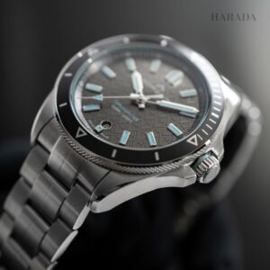 N1300.08S01.G01 NORQAIN ノルケイン アドベンチャー 40mm ブレスレット仕様